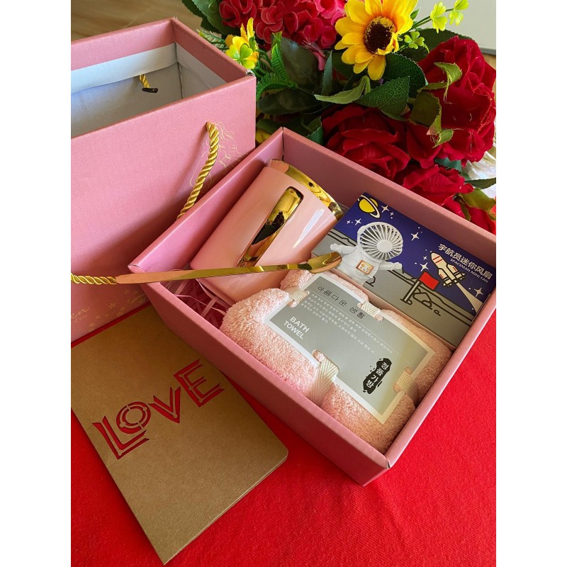 Beautiful Valentines Ladies Gift Set